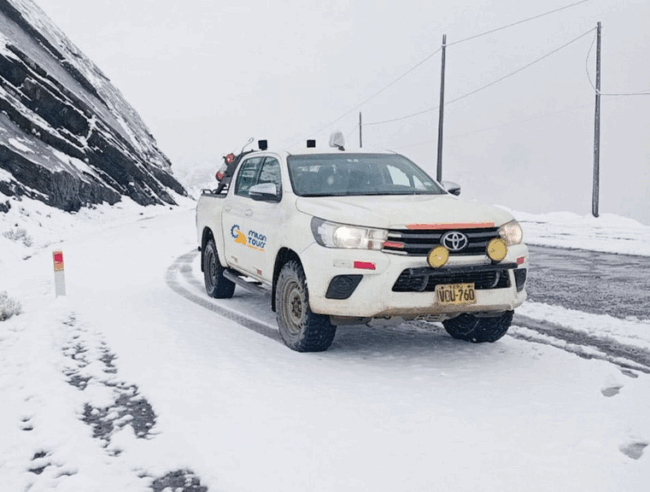 CAMIONETA EN LA NIEVE2