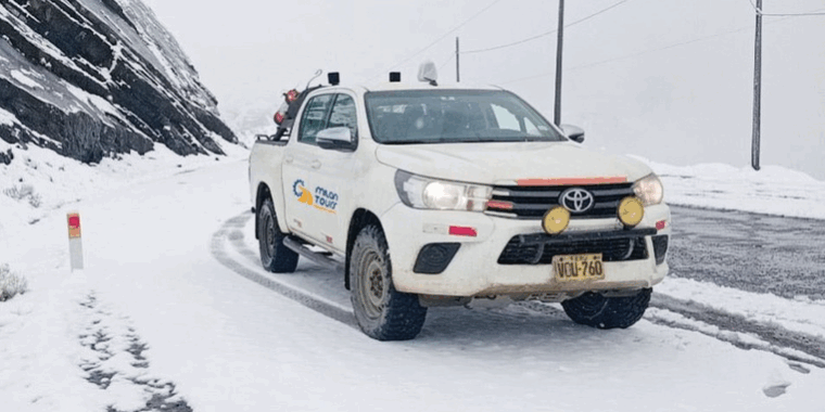 CAMIONETA EN LA NIEVE2